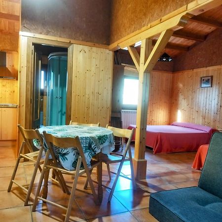 Camping Casa Fausto Cerca De Dinopolis Formiche Alto Exteriör bild