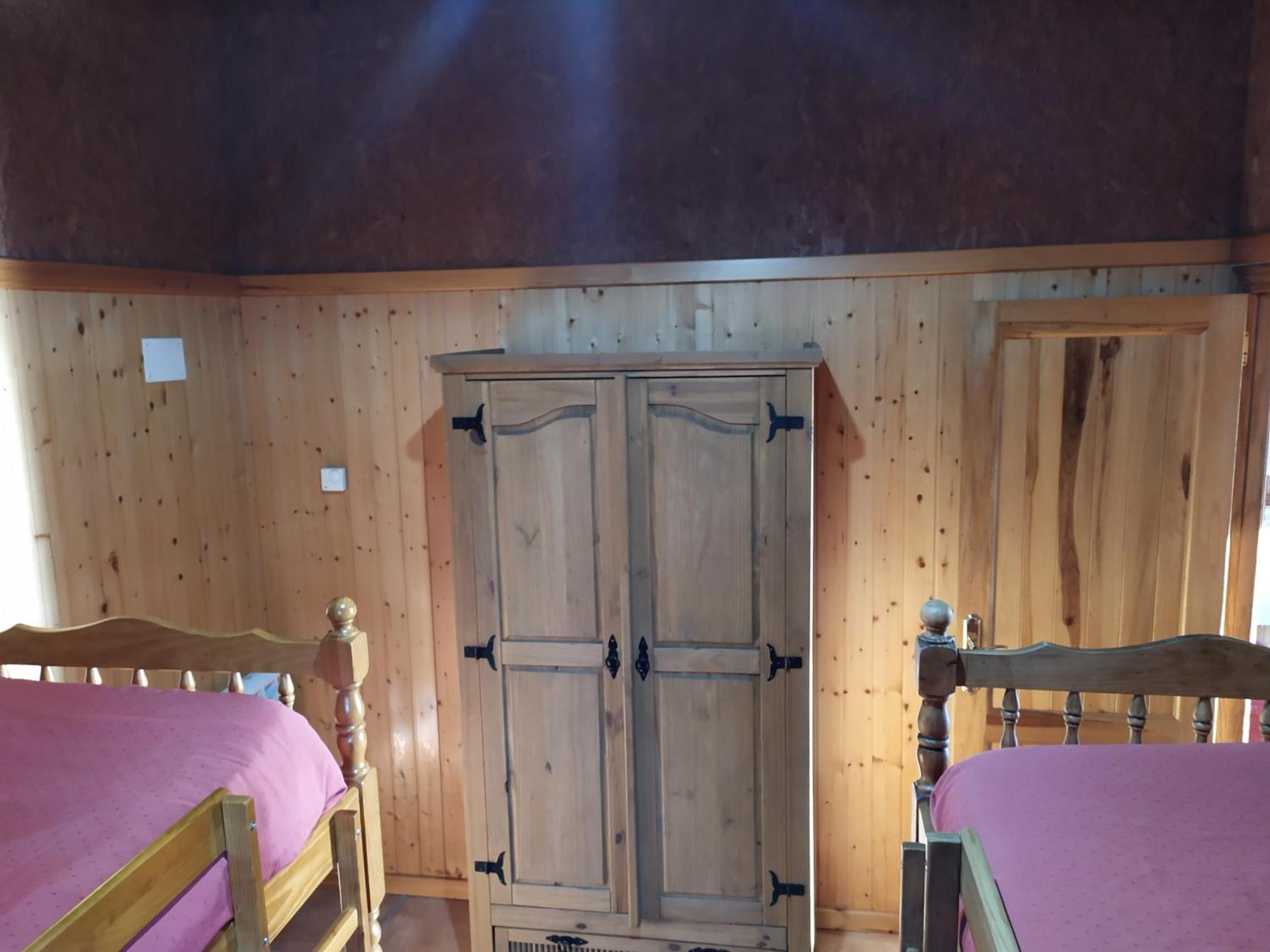 Camping Casa Fausto Cerca De Dinopolis Formiche Alto Rum bild