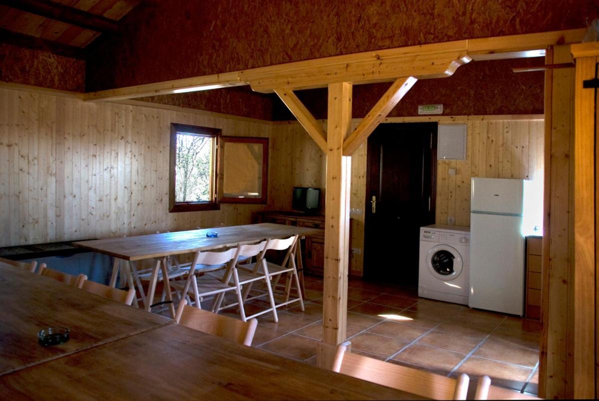 Camping Casa Fausto Cerca De Dinopolis Formiche Alto Exteriör bild
