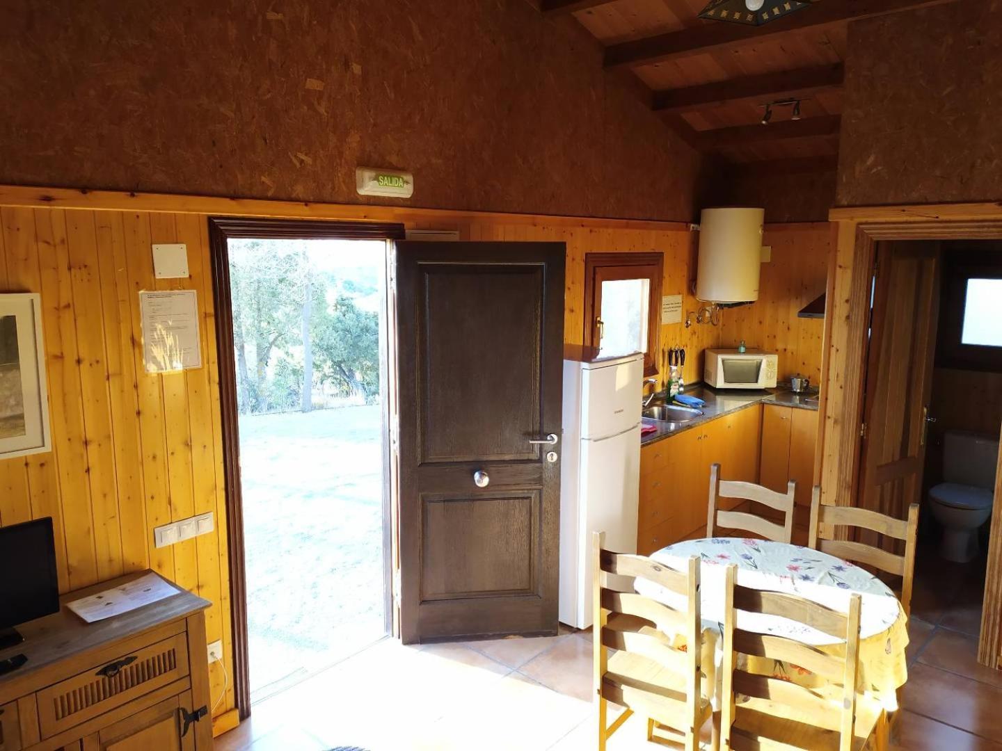 Camping Casa Fausto Cerca De Dinopolis Formiche Alto Exteriör bild
